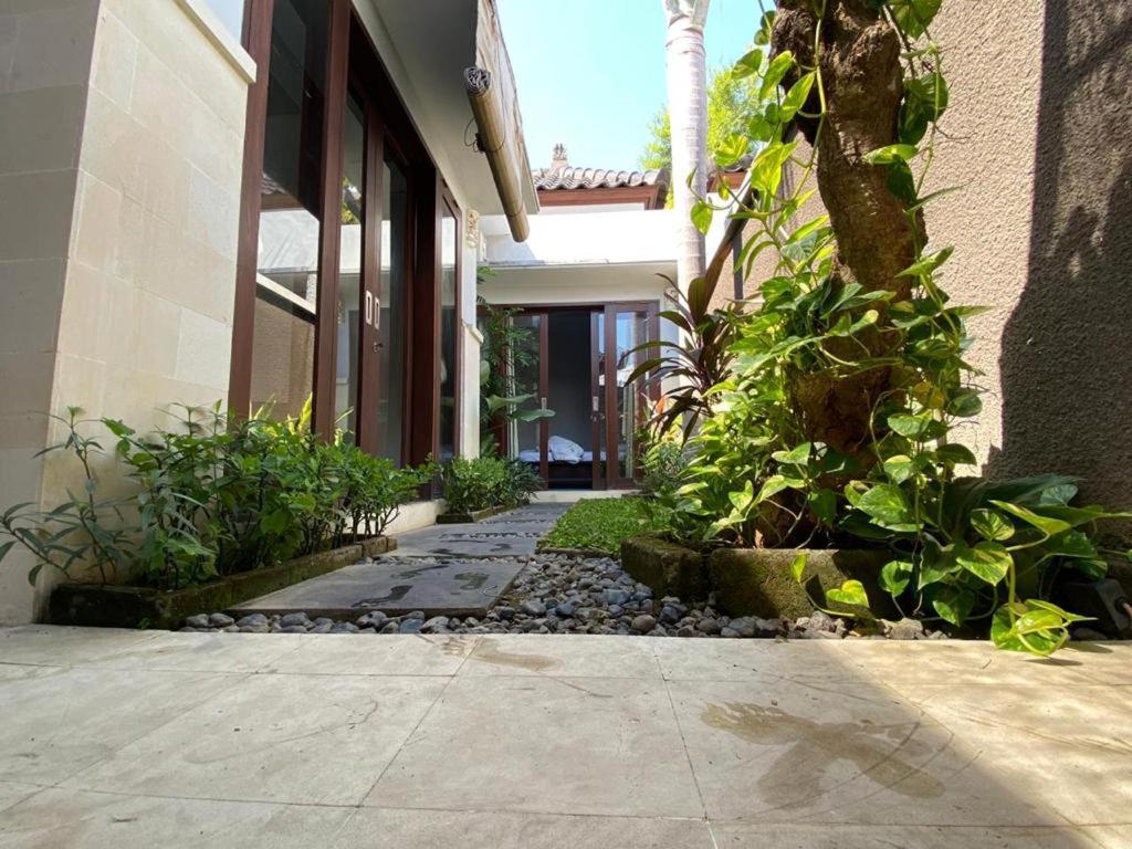 Bali Senia * Sanur (Bali)